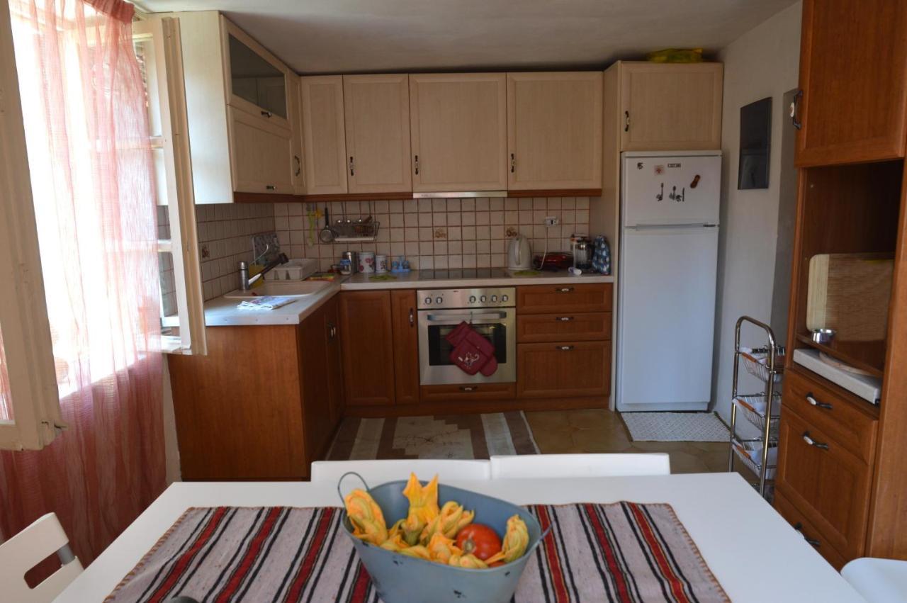 Villa Molivos Tower Mithimna Habitación foto