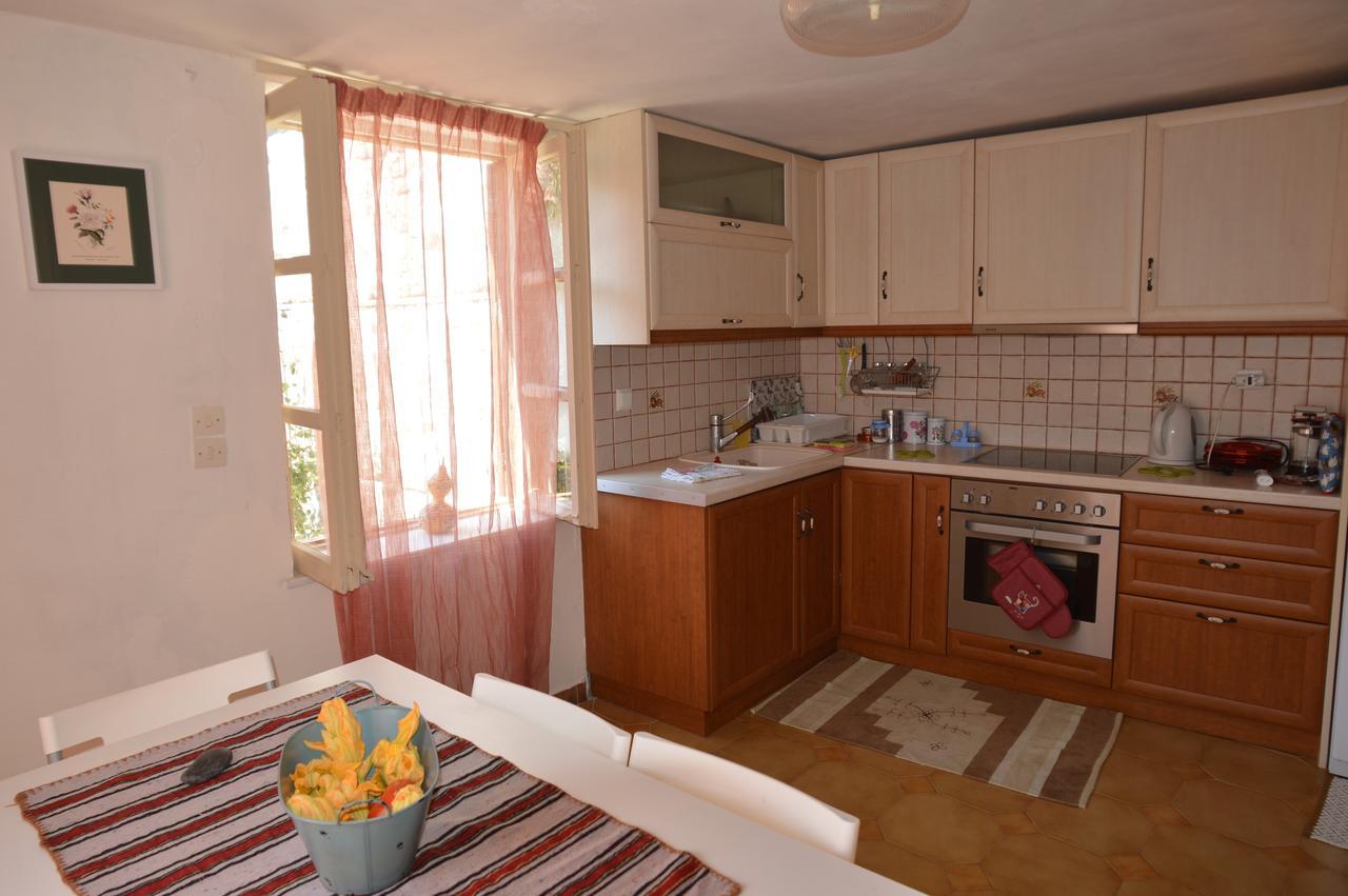 Villa Molivos Tower Mithimna Habitación foto