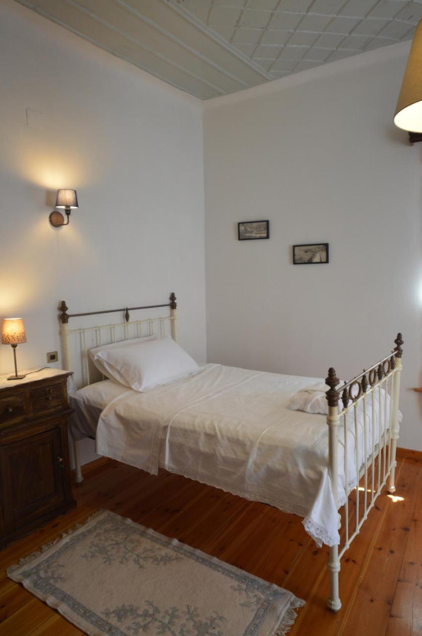 Villa Molivos Tower Mithimna Habitación foto