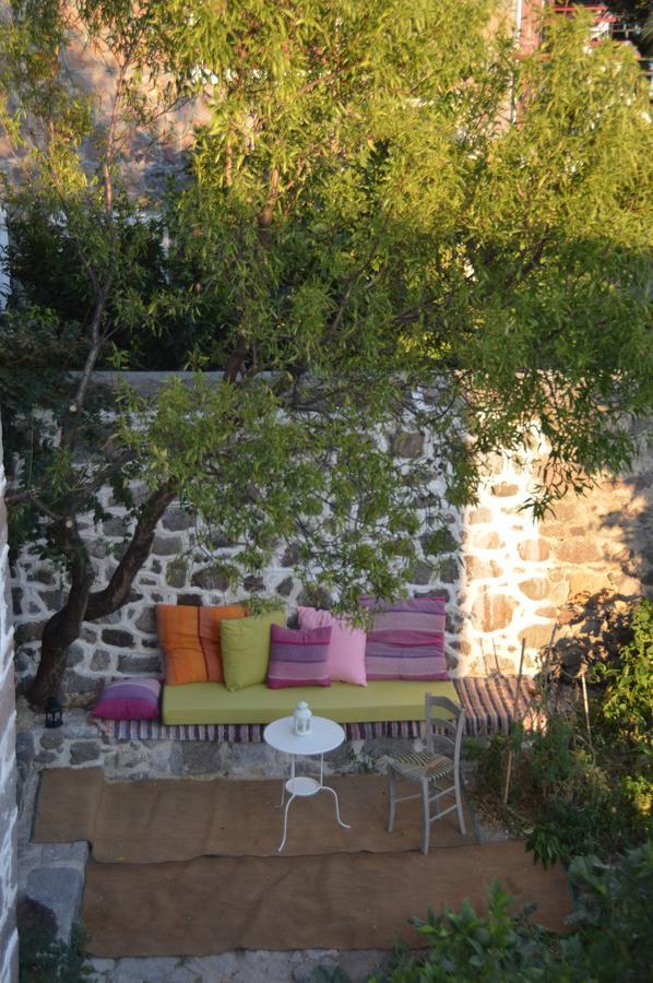 Villa Molivos Tower Mithimna Exterior foto